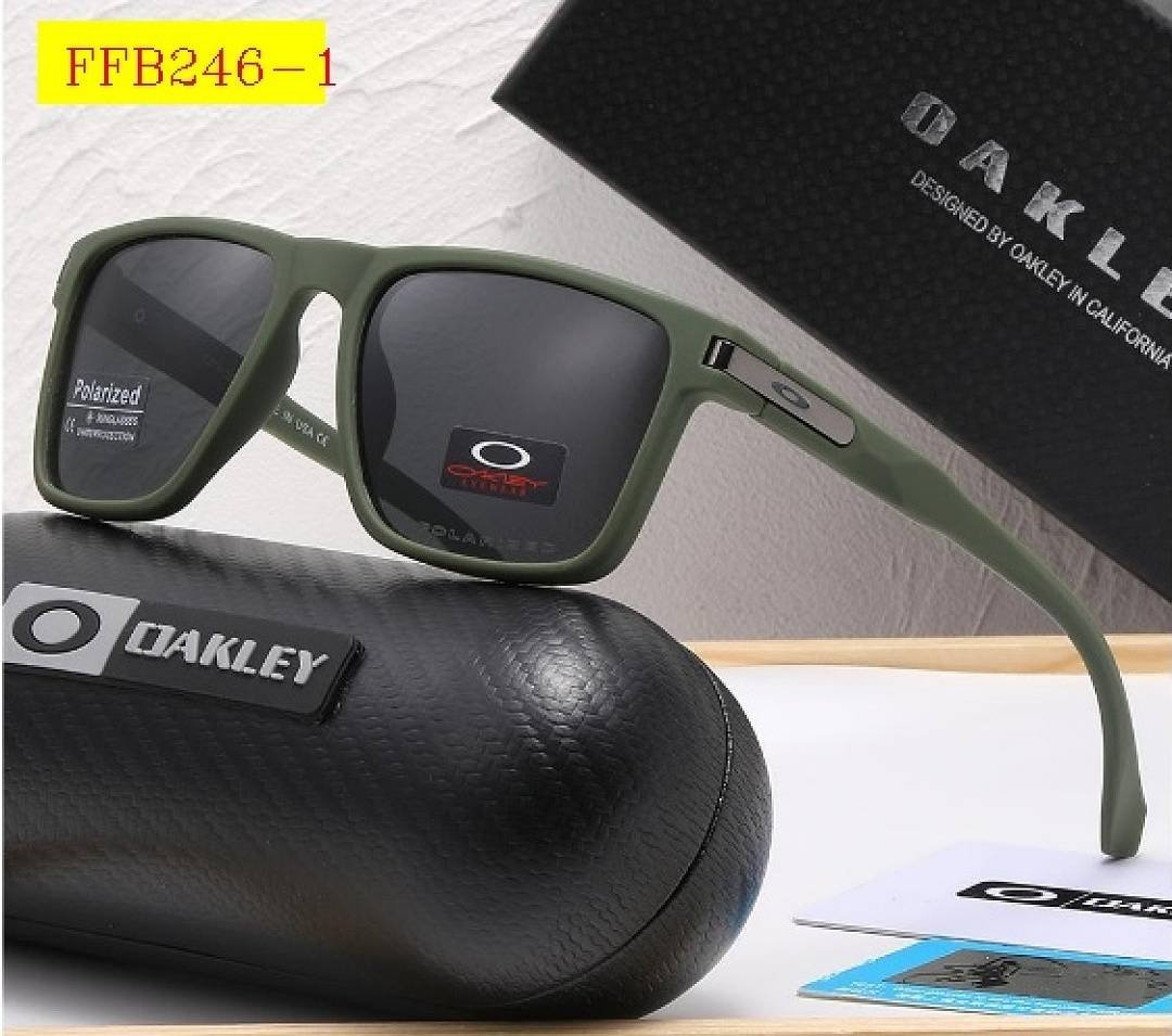 Oakley - Sunglasses with box in 6 Colors