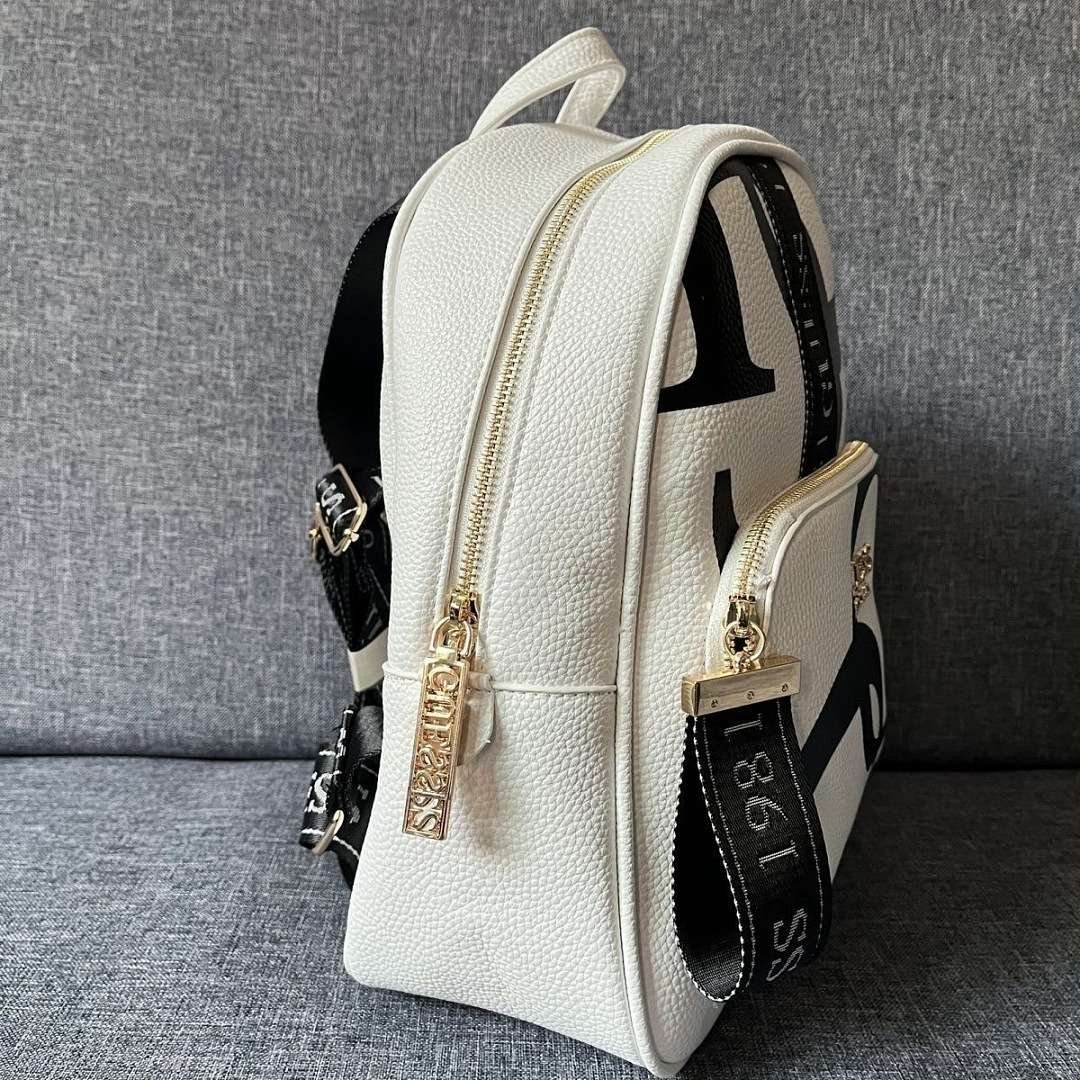 Guess - Backpack Size 33X27X13cm in 5 Colors – Bild 6