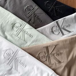 Calvin Klein - T-shirt in 6 Colors