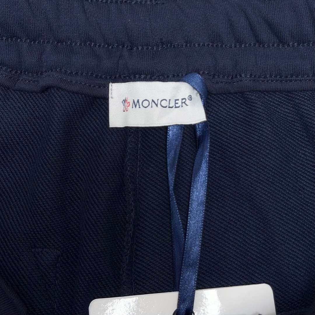 Moncler - Men's Training Shorts in 5 Colors - Imagen 16