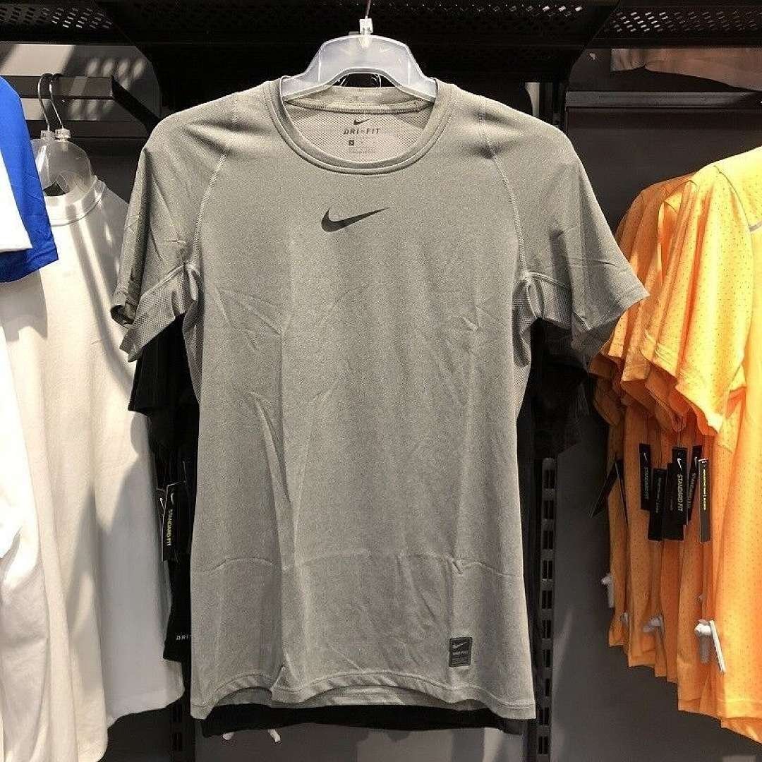 Nike - Pro Training Short Sleeve Shirt in 3 Colors - Imagen 13