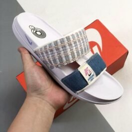 Nike - Offcourt Adjust Slide Slippers
