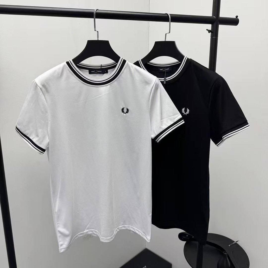 Fred Perry - Crew Neck T-shirt in 2 Colors - immagine 4