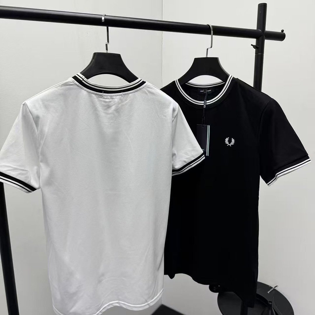 Fred Perry - Crew Neck T-shirt in 2 Colors - immagine 5
