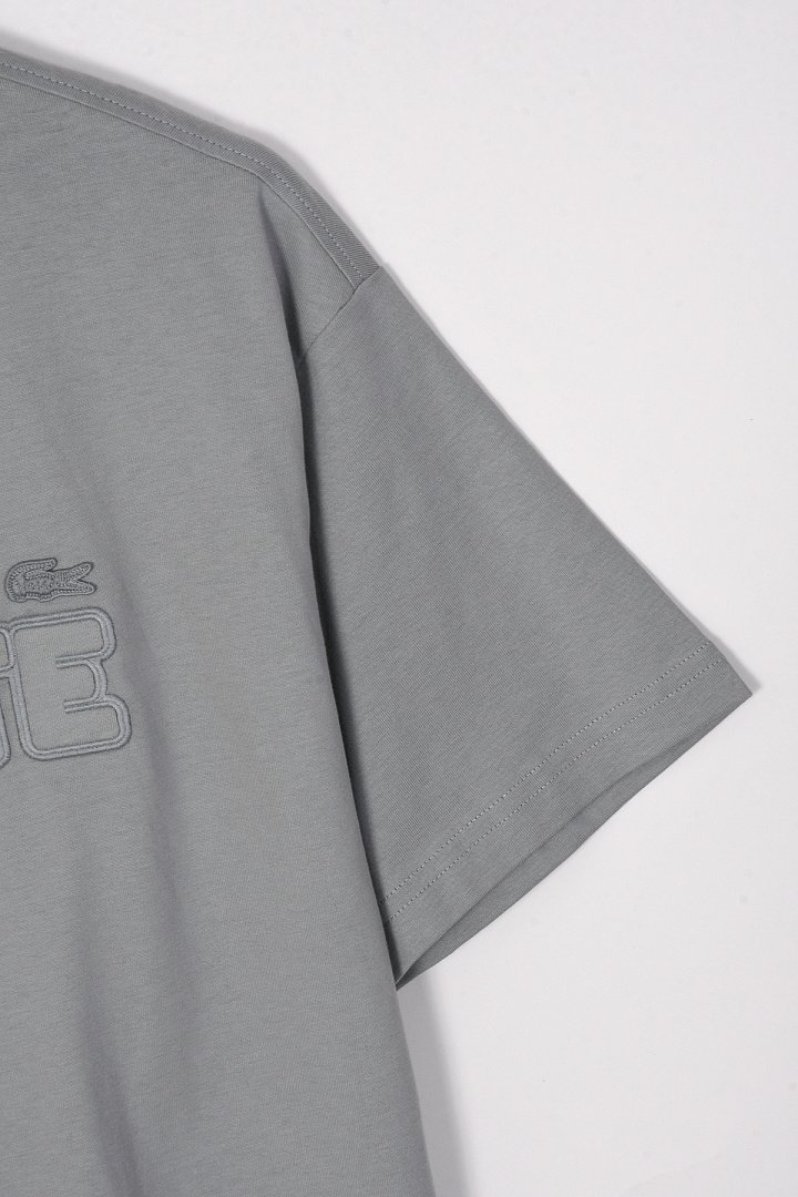 Lacoste - Crew Neck T-Shirt with Embossed Logo in 9 Colors – Bild 13