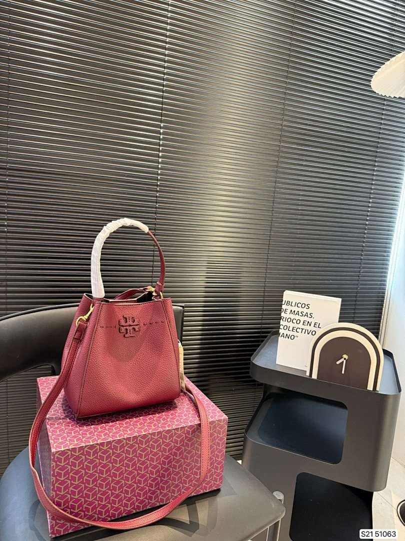 Tory Burch - McGraw Small Bucket Bag in 6 Colors - Image 8
