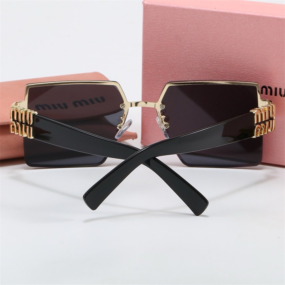 Miu Miu - Übergroße quadratische Sonnenbrille mit Fade-Linsen-Farbverlauf in 5 Farben – Bild 9