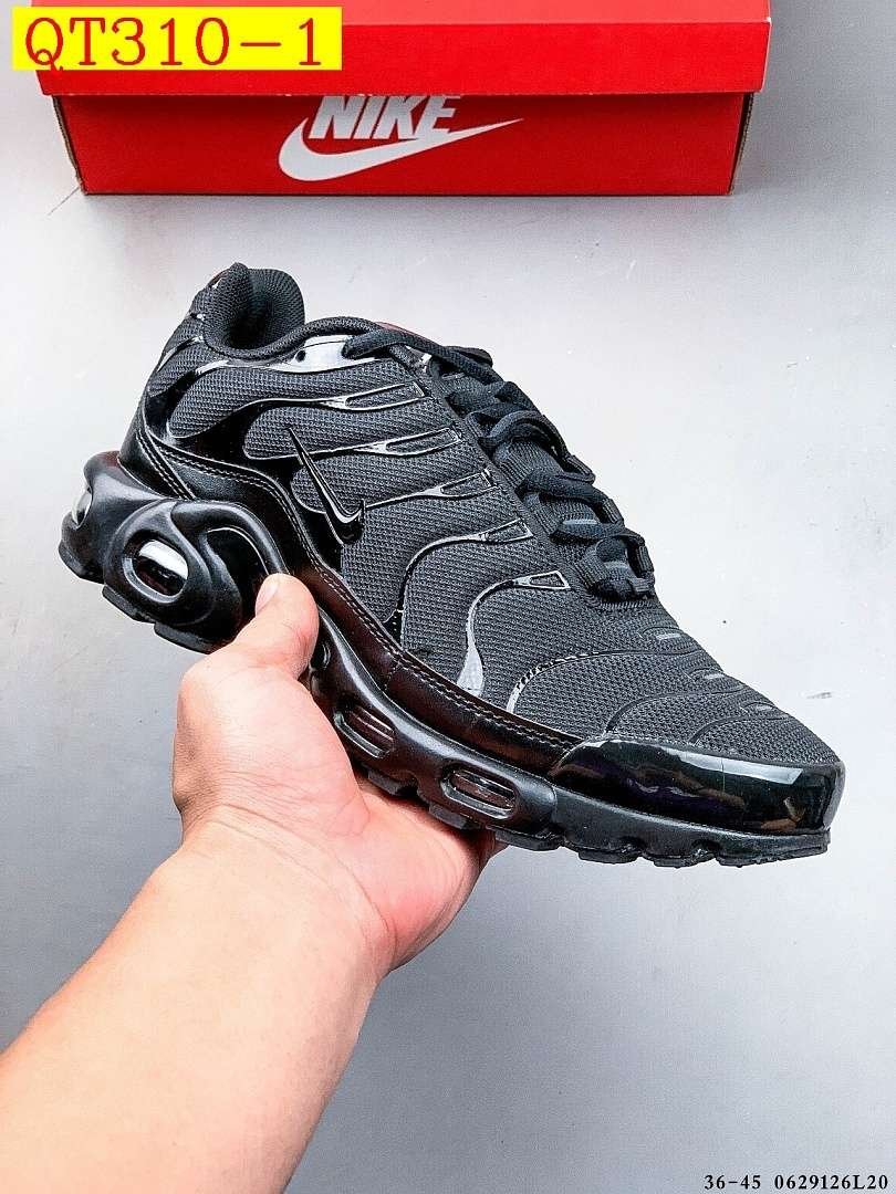 Nike - Air Max Plus Sneakers in 10 Farben