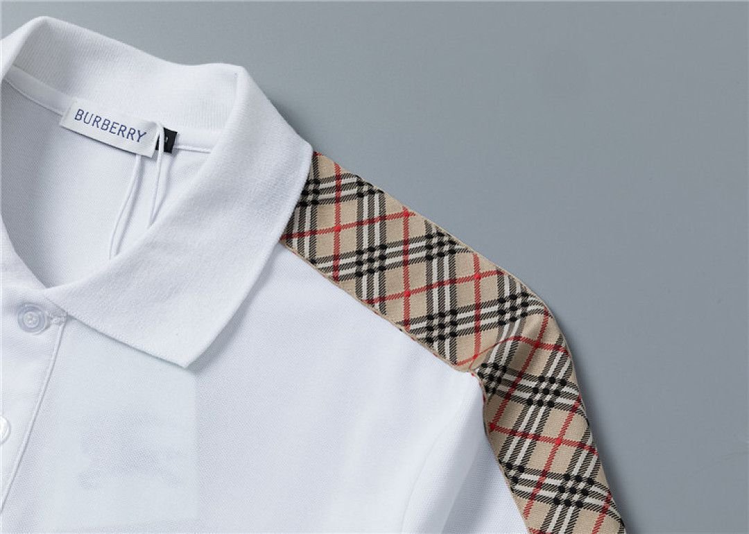 Burberry – Set of Men’s White Shorts and Polo Shirt - Image 3