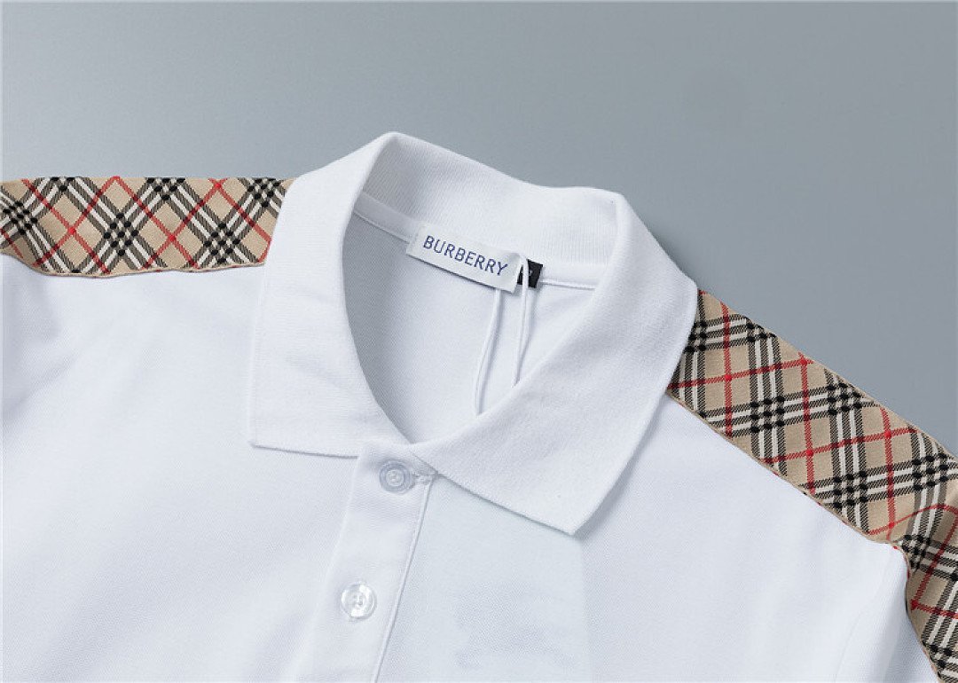 Burberry – Set of Men’s White Shorts and Polo Shirt - Image 5