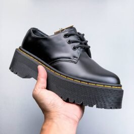 Dr. Martens - 1461 Low Laced Shoes in 3 Sole Heights