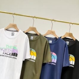 The North Face - Front Logo Tee in 4 Colors