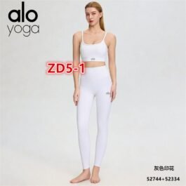 Alo Yoga - High-waisted Leggings and Seamless Crop Set in 6 Colors