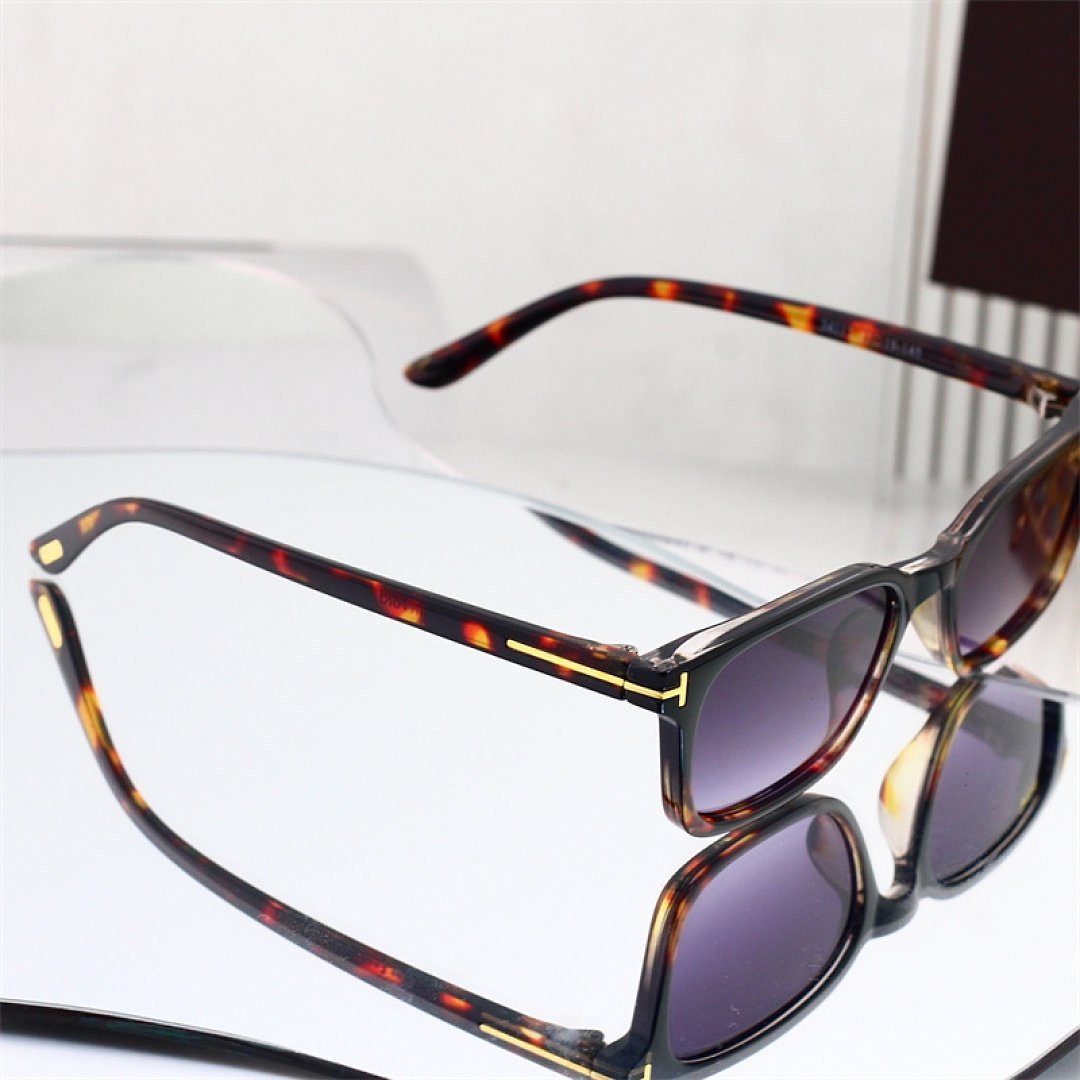 Tom Ford - Sunglassess in 6 Colors - Image 9