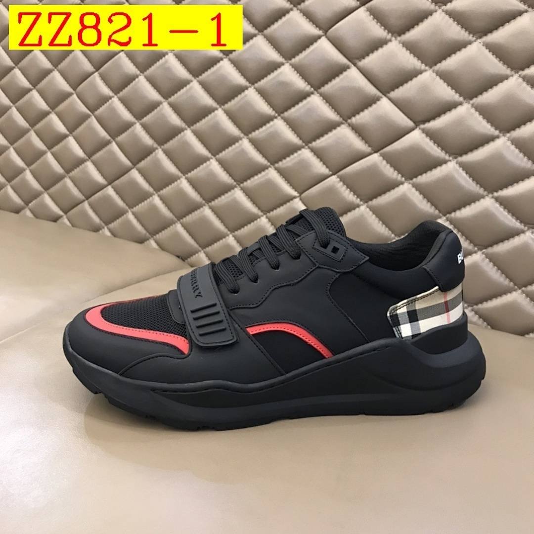 Burberry - Runner Sneakers in 21 Versions