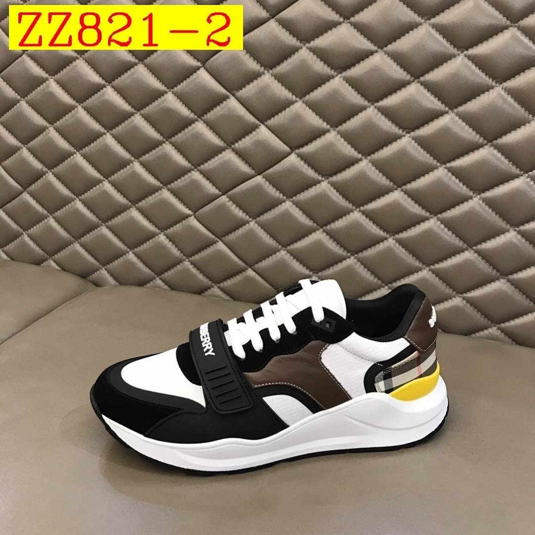 Burberry - Runner Sneakers in 21 Versions - Image 2