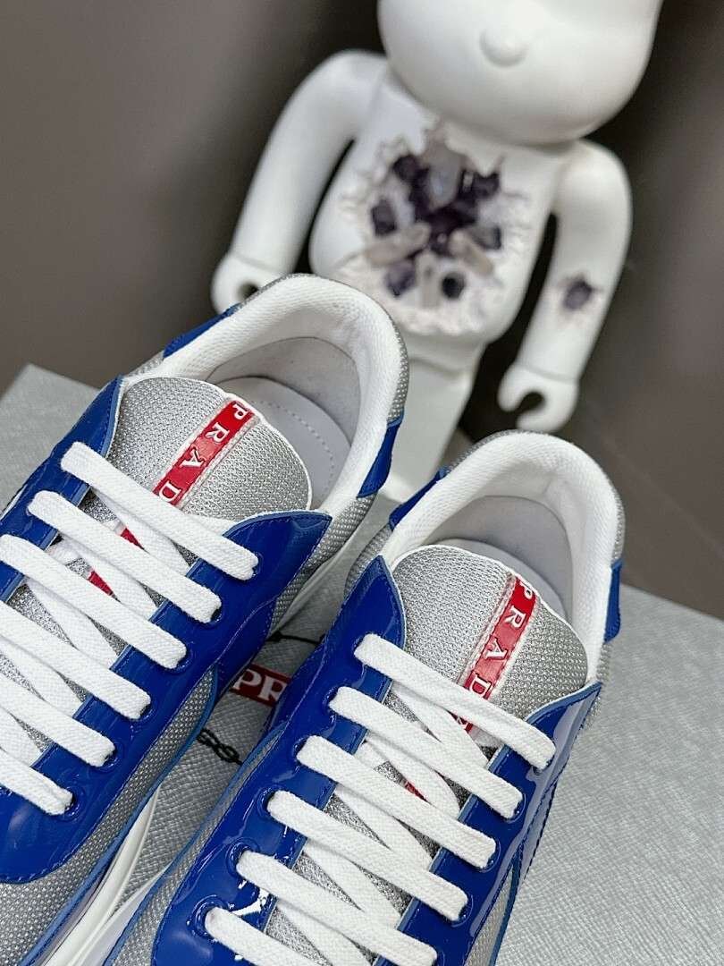 Prada - Zapatillas bajas de piel en 12 colores - Imagen 15