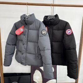 Canada Goose - Bayview Puffer Jacket in 2 Colors