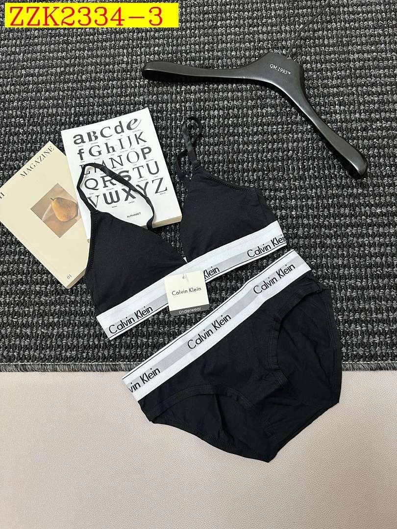 Calvin Klein - Komplet bielizny damskiej w 4 kolorach - obrazek 3