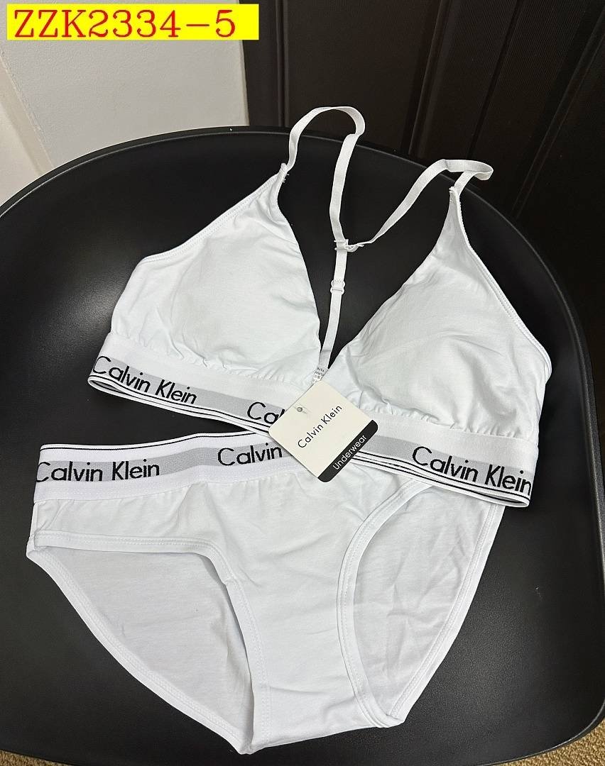 Calvin Klein - Komplet bielizny damskiej w 4 kolorach - obrazek 5