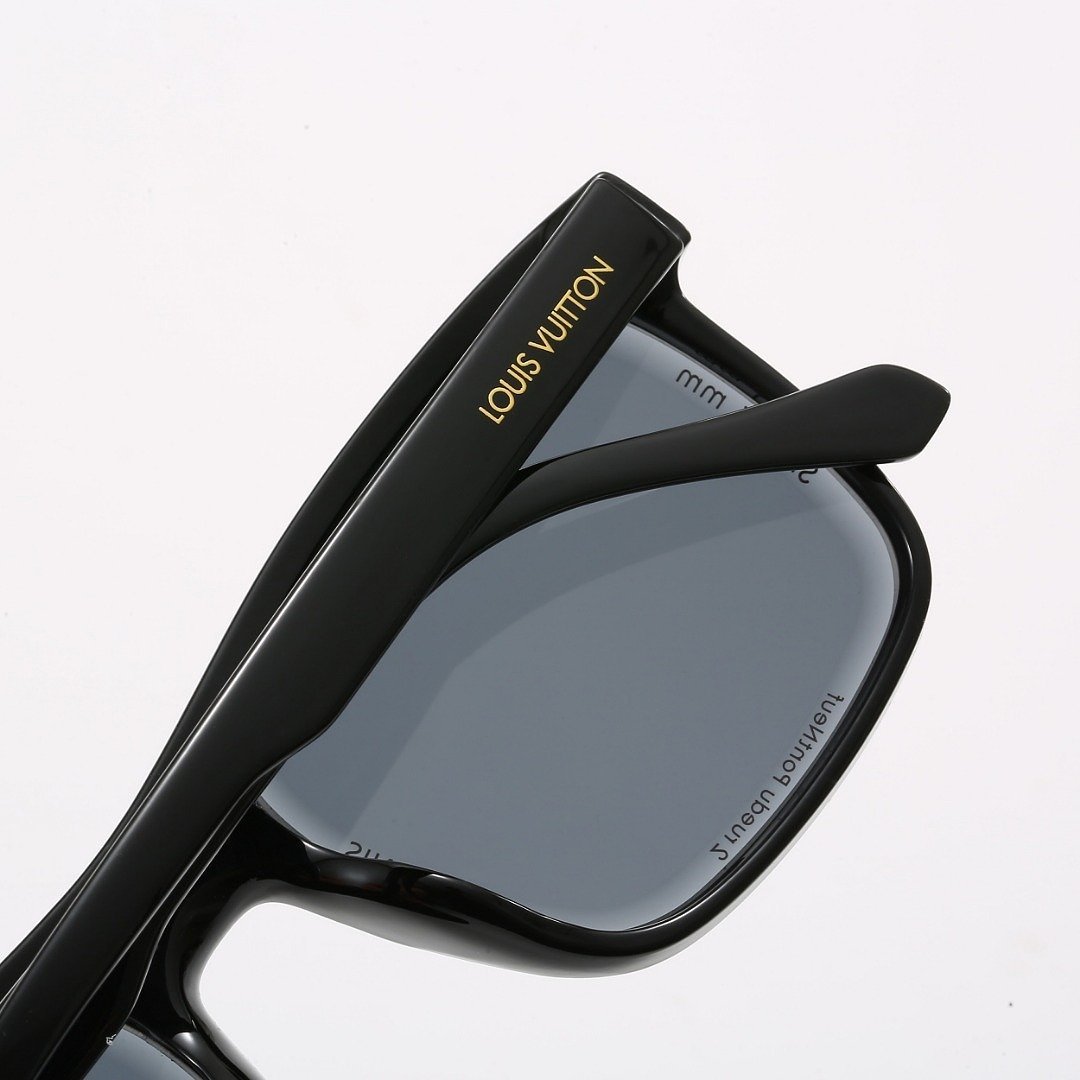 Louis Vuitton - Occhiali da sole Wayfarer con scatola, disponibili in 7 colori - immagine 8