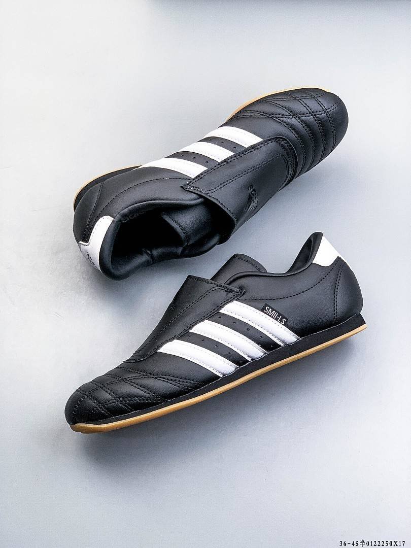 Adidas - Oryginalne buty do taekwondo bez sznurówek w 2 kolorach - obrazek 4