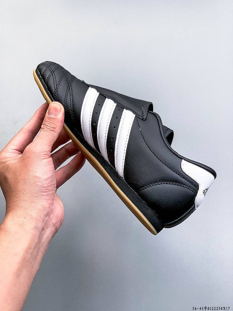 Adidas - Oryginalne buty do taekwondo bez sznurówek w 2 kolorach - obrazek 8