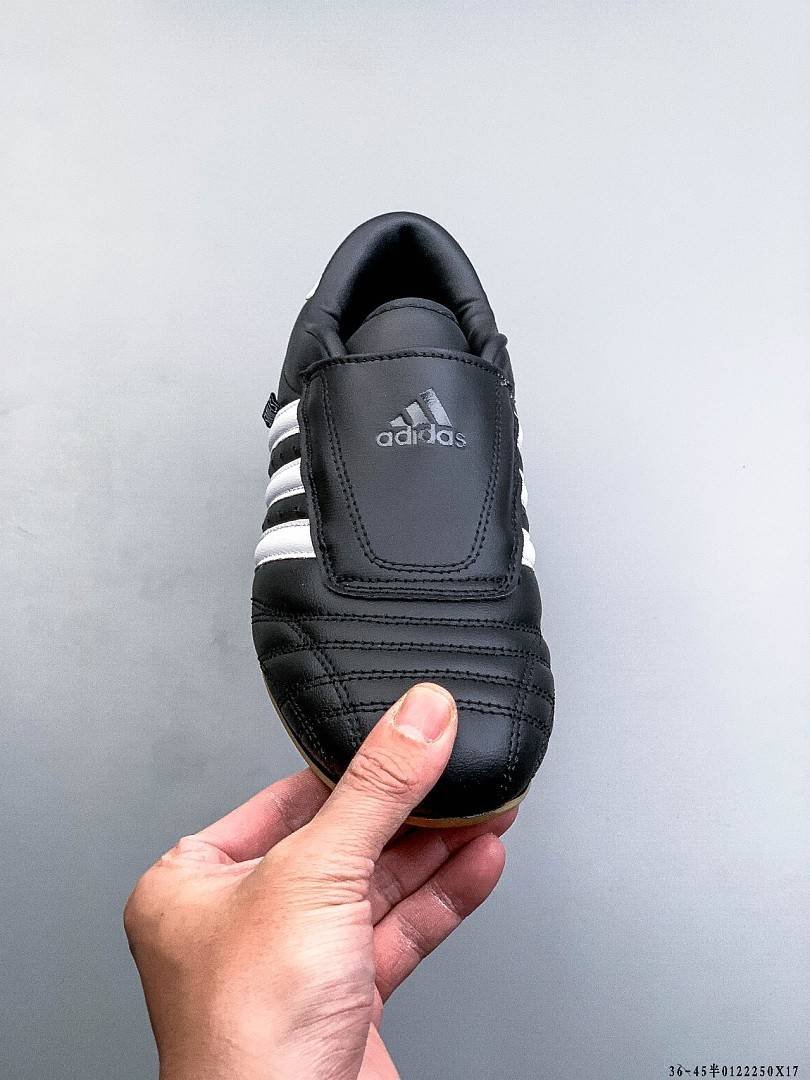 Adidas - Oryginalne buty do taekwondo bez sznurówek w 2 kolorach - obrazek 10