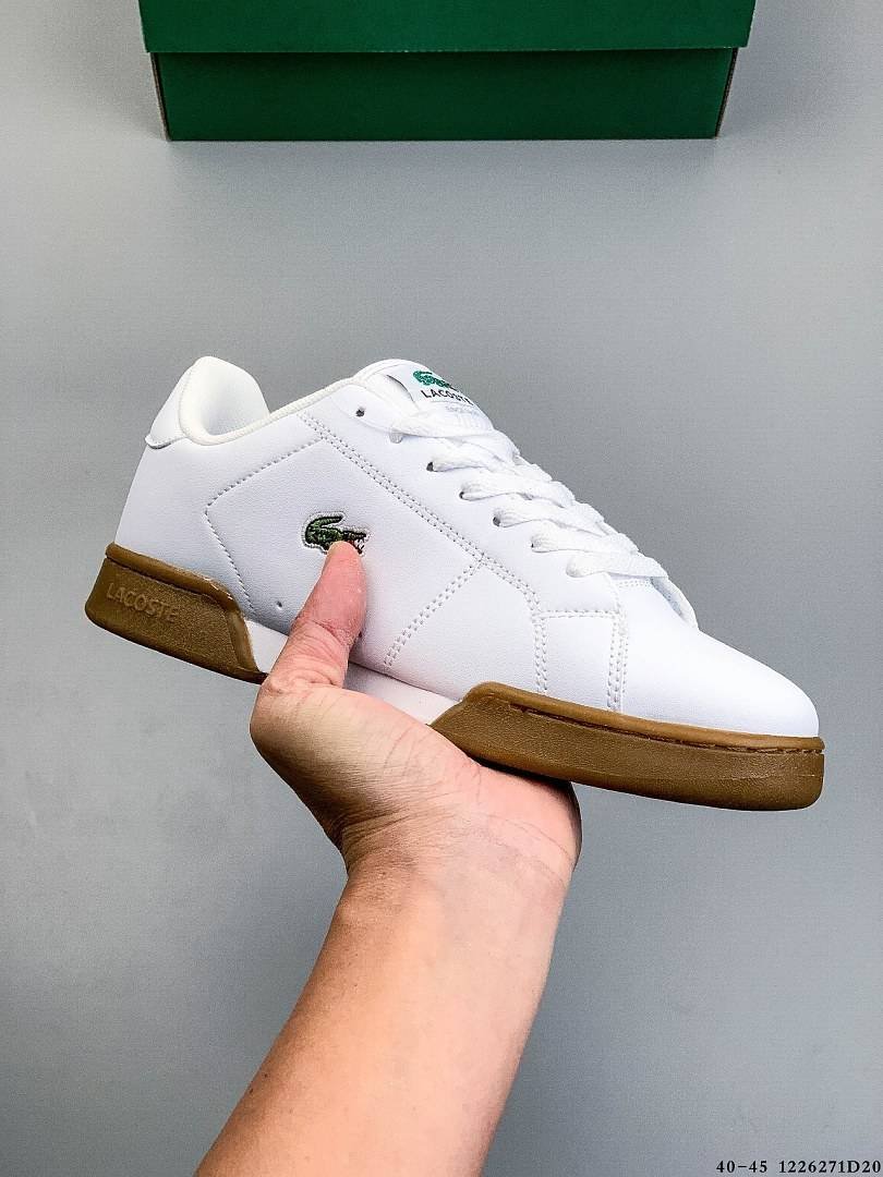 Lacoste - Skórzane trampki Carnaby Cup w 6 kolorach - obrazek 11