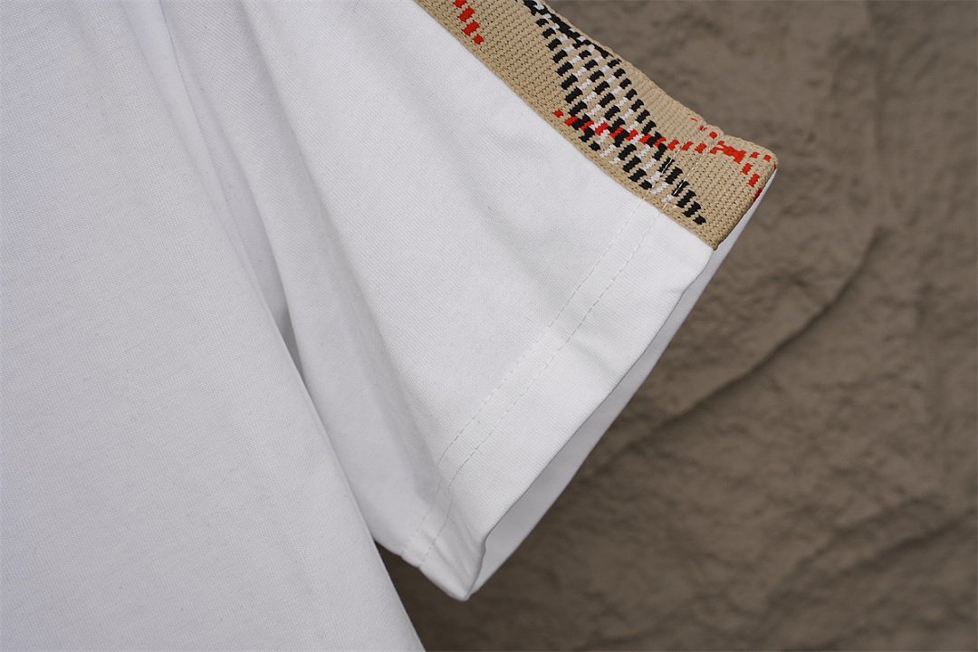 Burberry - Men's Checked Sleeve T-Shirt in 3 Colors - Image 4