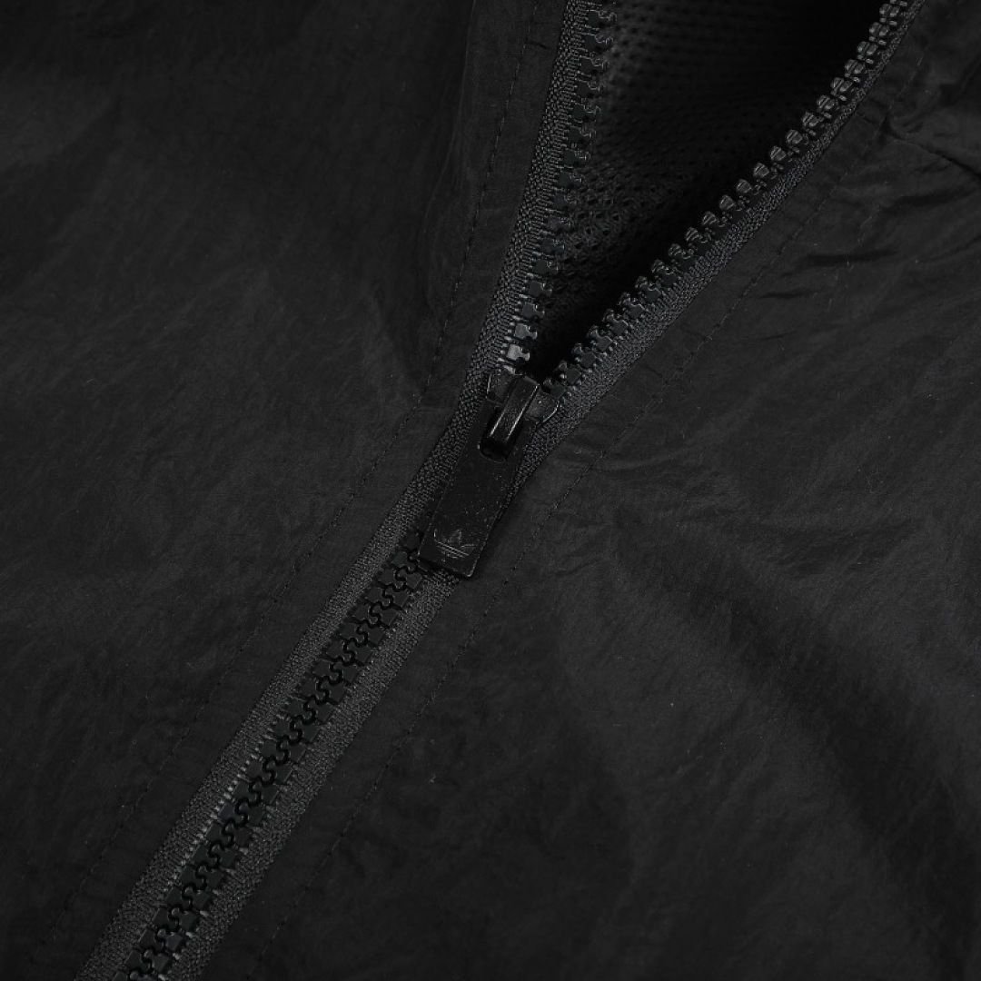 Adidas - Originals Trainingsjacke mit gesticktem Logo in 3 Farben – Bild 6