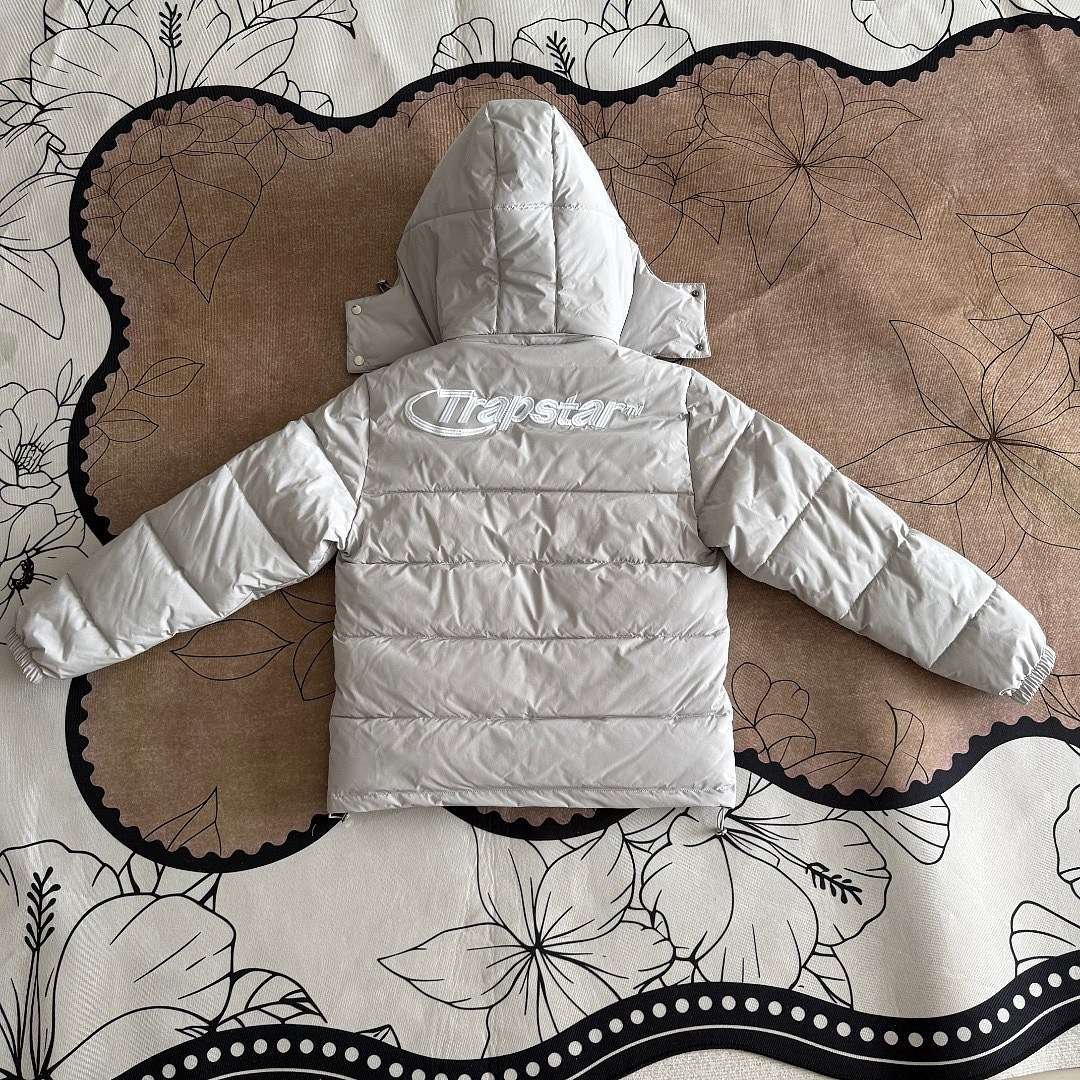 Trapstar - Veste matelassée coupe-vent à capuche amovible, disponible en 3 couleurs – Image 11