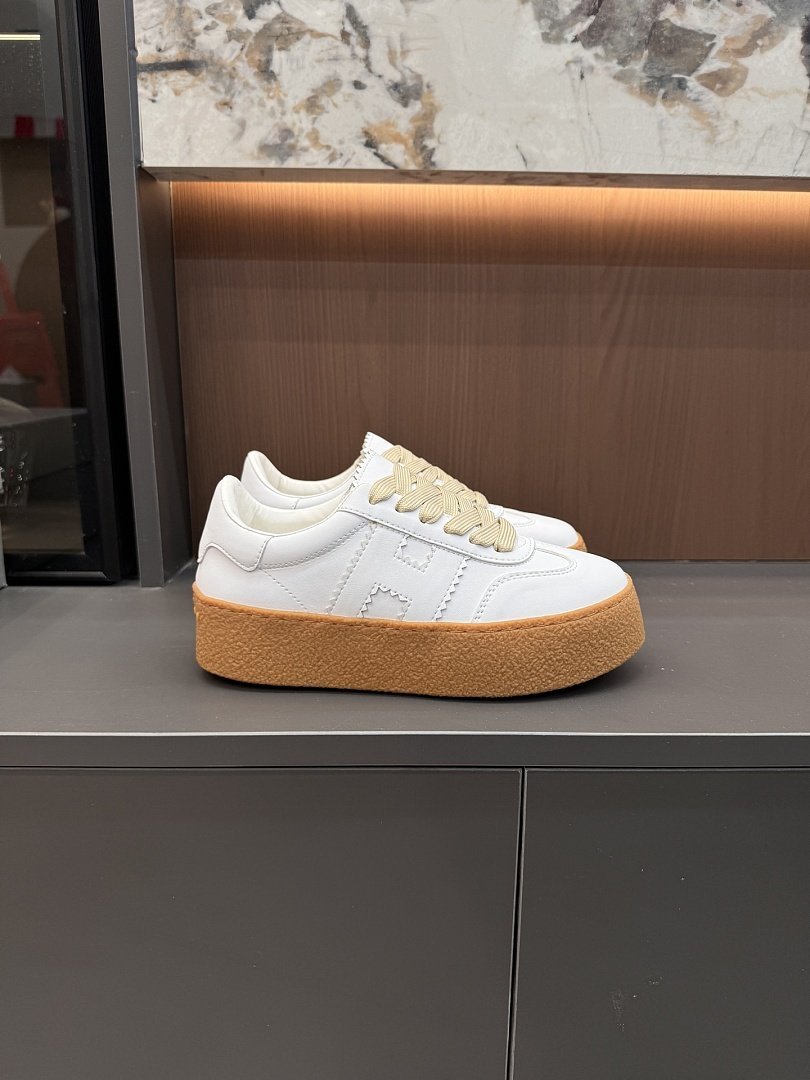 Hogan - Tênis feminino com listras em H, modelo 2026, disponível em 4 cores. - Imagem 6