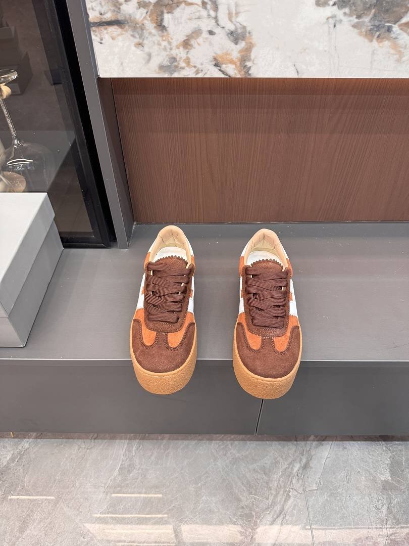 Hogan - Tênis feminino com listras em H, modelo 2026, disponível em 4 cores. - Imagem 11