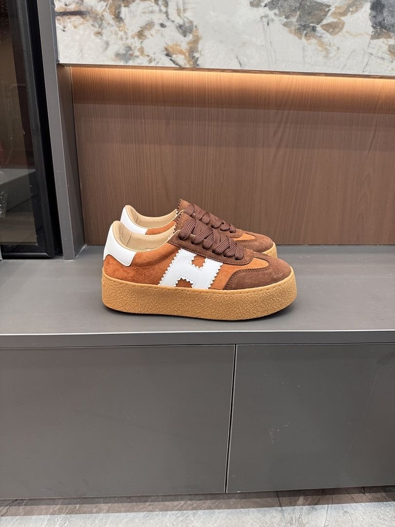 Hogan - Tênis feminino com listras em H, modelo 2026, disponível em 4 cores. - Imagem 12