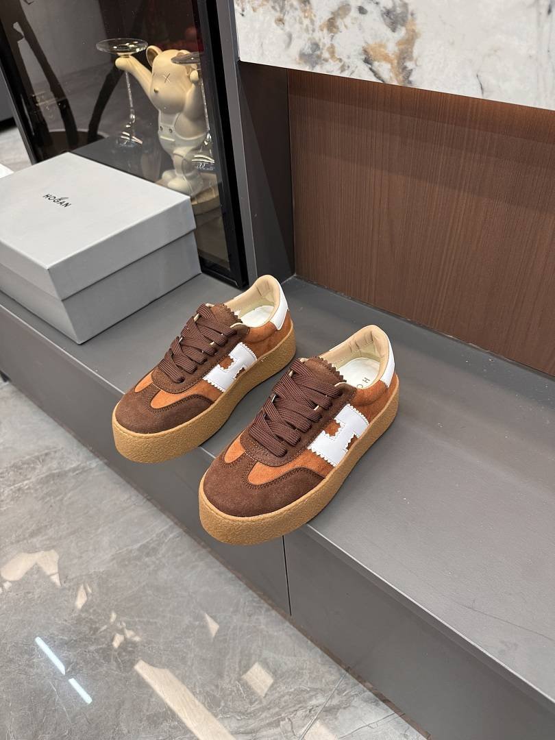 Hogan - Tênis feminino com listras em H, modelo 2026, disponível em 4 cores. - Imagem 14