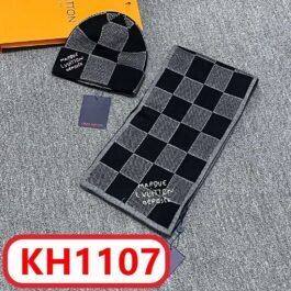 Louis Vuitton - Unisex Knitted Hat and Scarf Set in 2 Colors