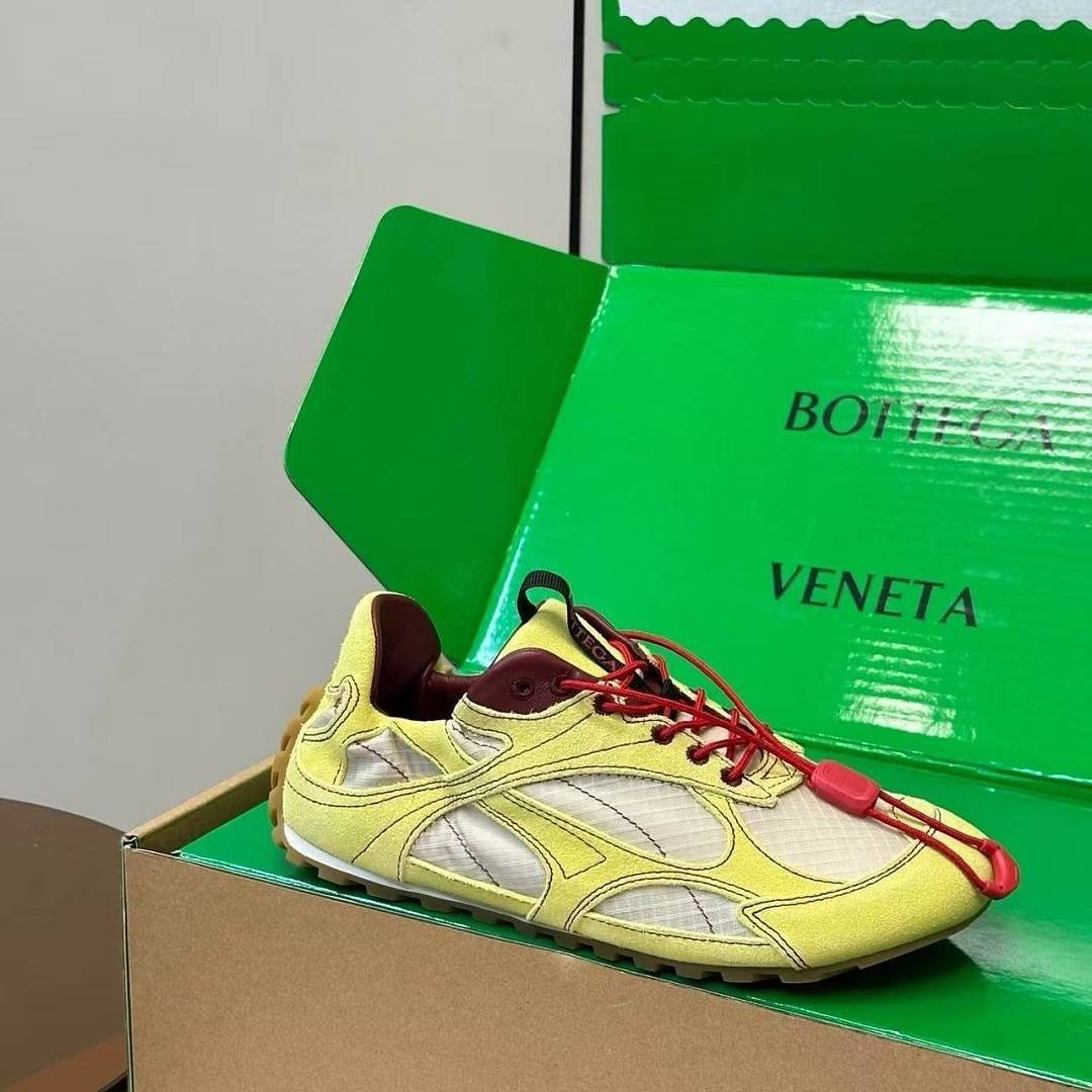 Bottega Veneta - Sneakers w 3 kolorach - obrazek 5