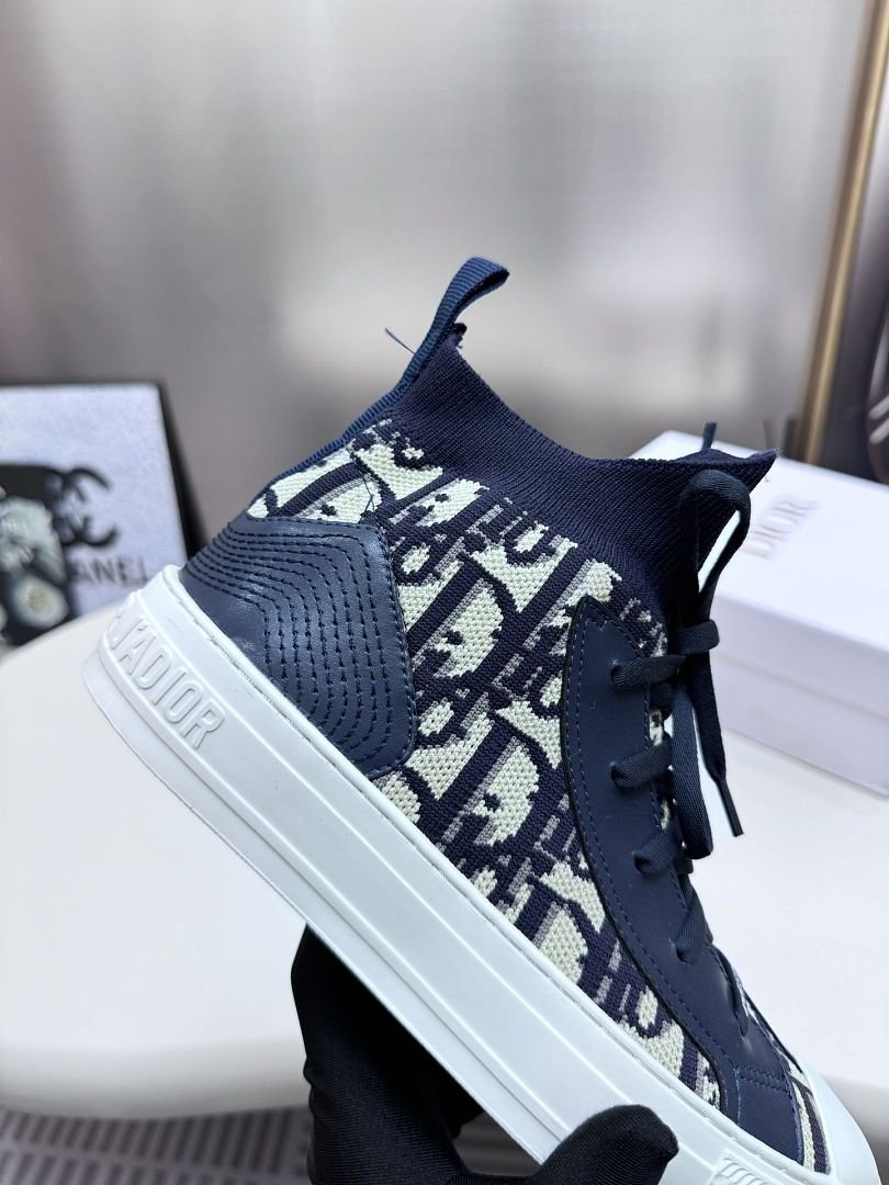 Dior - Sneakers alte Walk'n'Dior da donna in 3 colori - immagine 4