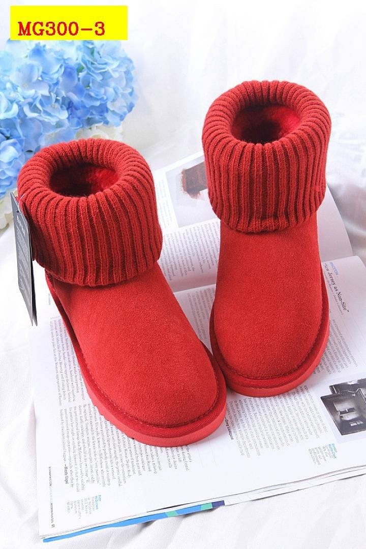 UGG - Bota Classic Sort con cuello de punto acanalado en 9 colores - Imagen 4