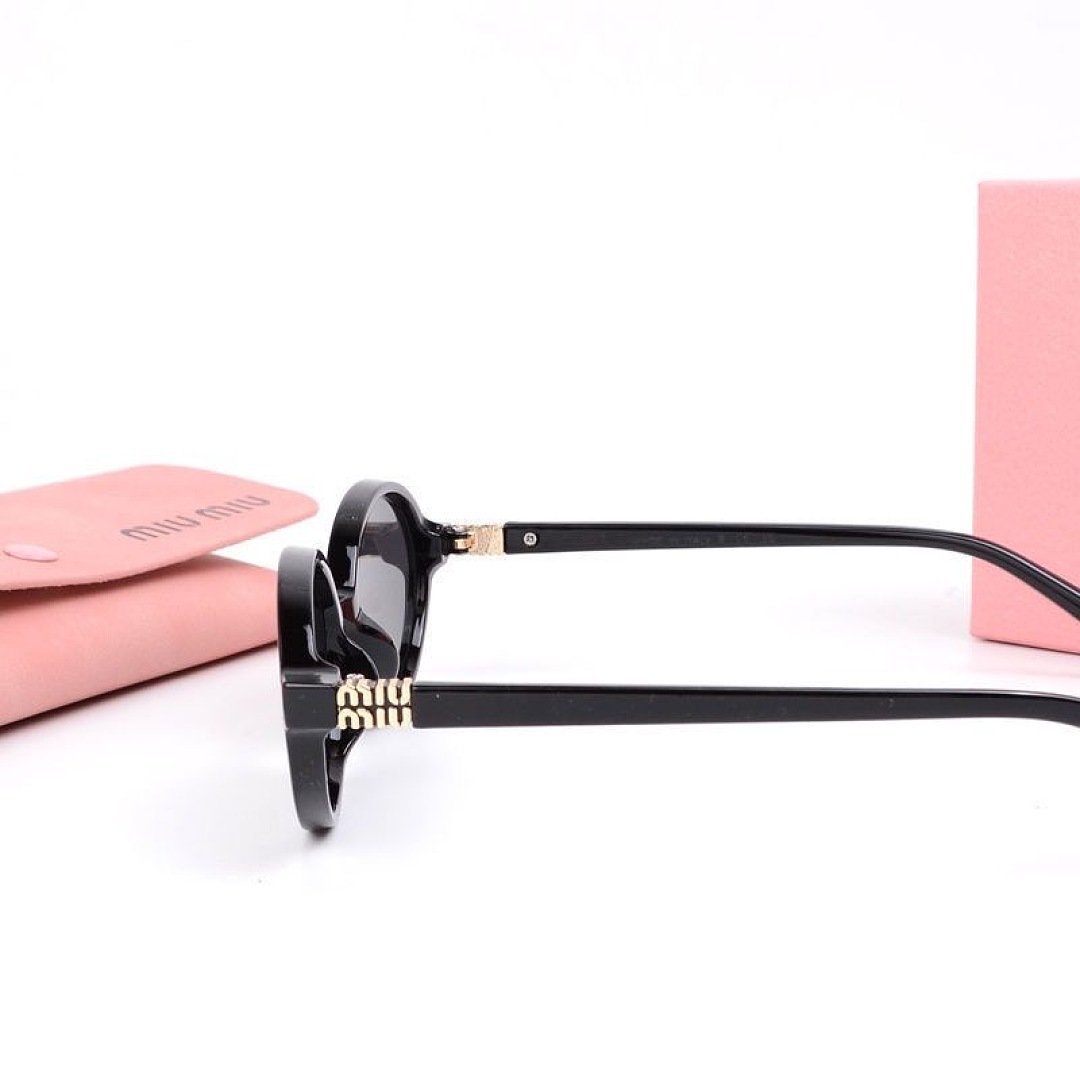 Miu Miu - Oval Sonnenbrille in 3 Farben – Bild 6