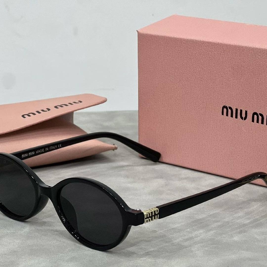Miu Miu - Oval Sonnenbrille in 3 Farben – Bild 10