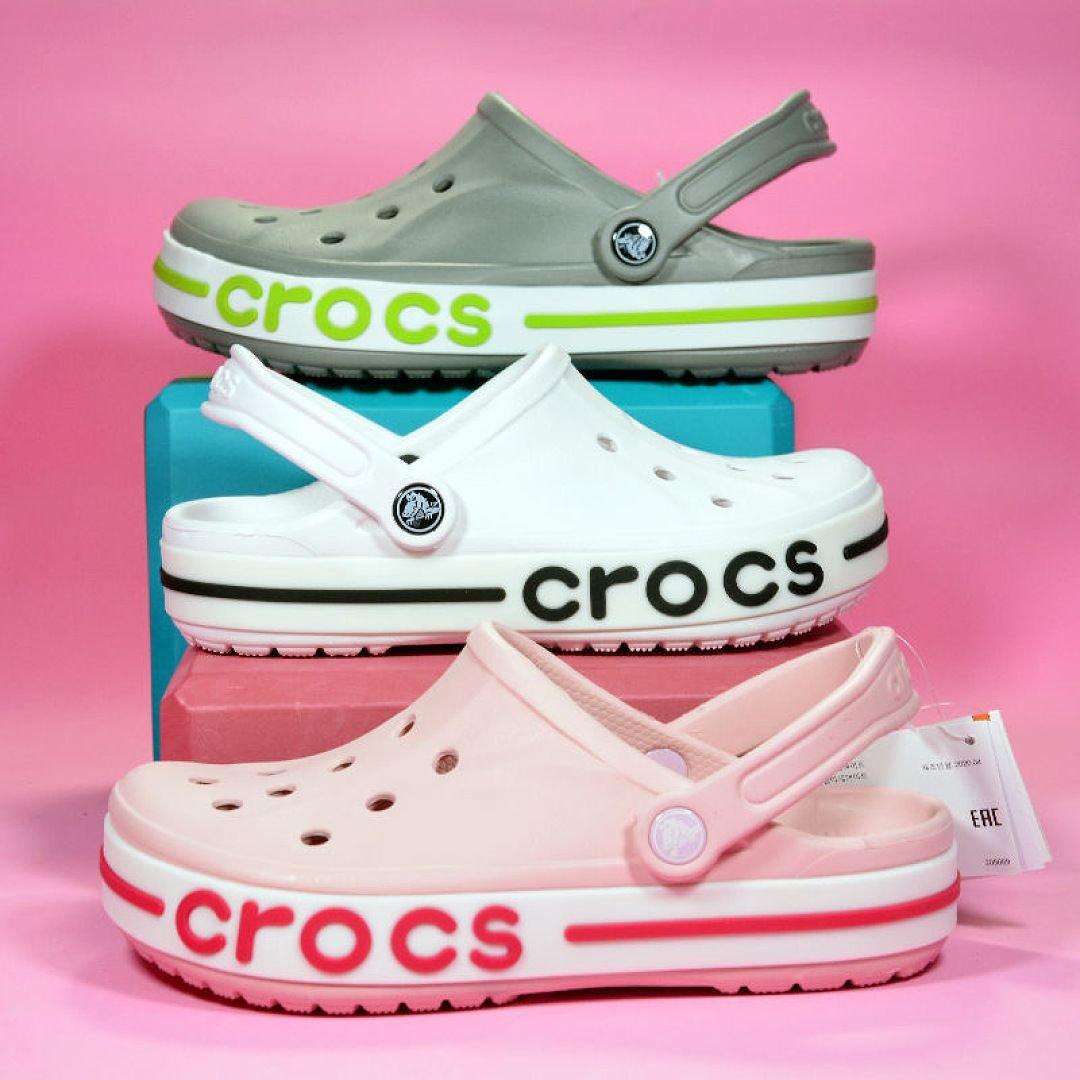 Crocs - Sandales Classic Clogs en 11 couleurs