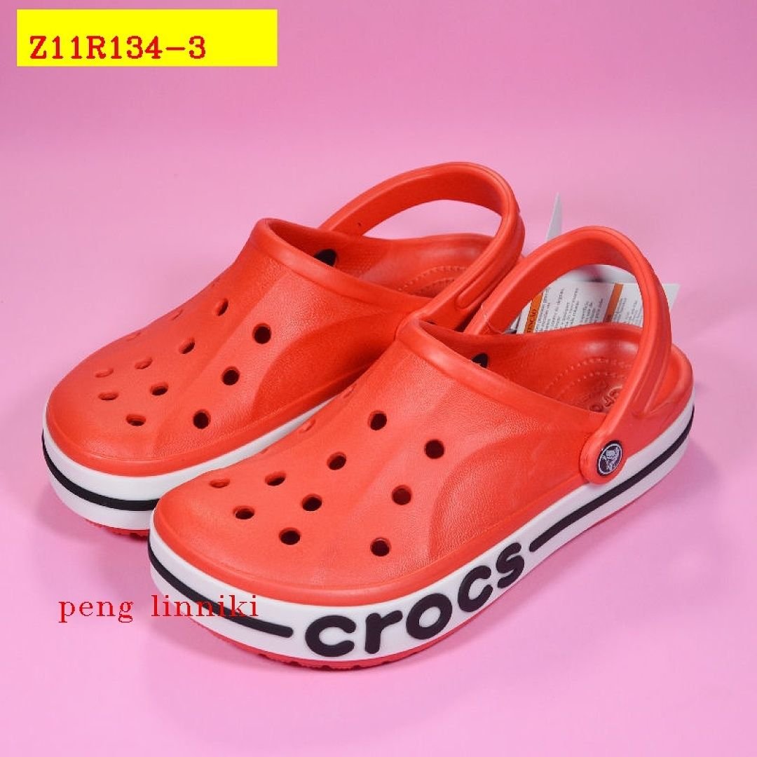Crocs - Sandales Classic Clogs en 11 couleurs – Image 4