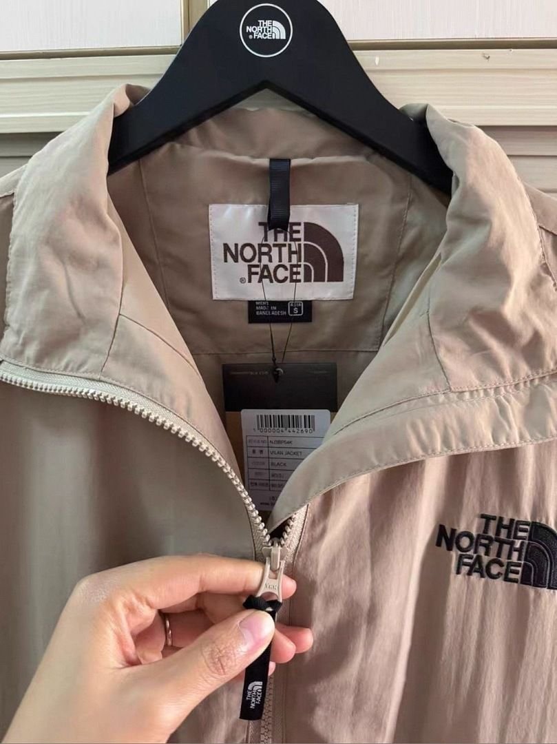 The North Face - Track Jacket in 3 Colors - Image 7