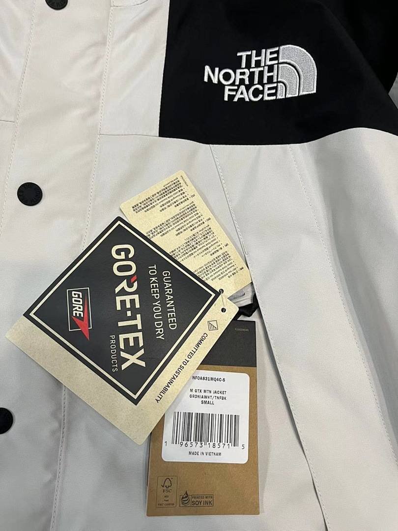 The North Face - Giacca Mountain in GORE-TEX in 3 Colori - immagine 23