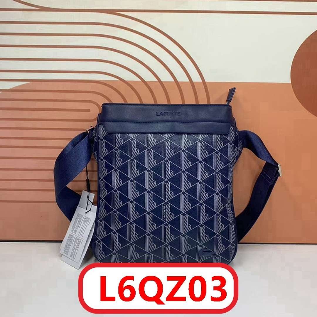 Lacoste - Monogram Print Große Vertikale Flache Crossbody Bag in 5 Farben – Bild 3