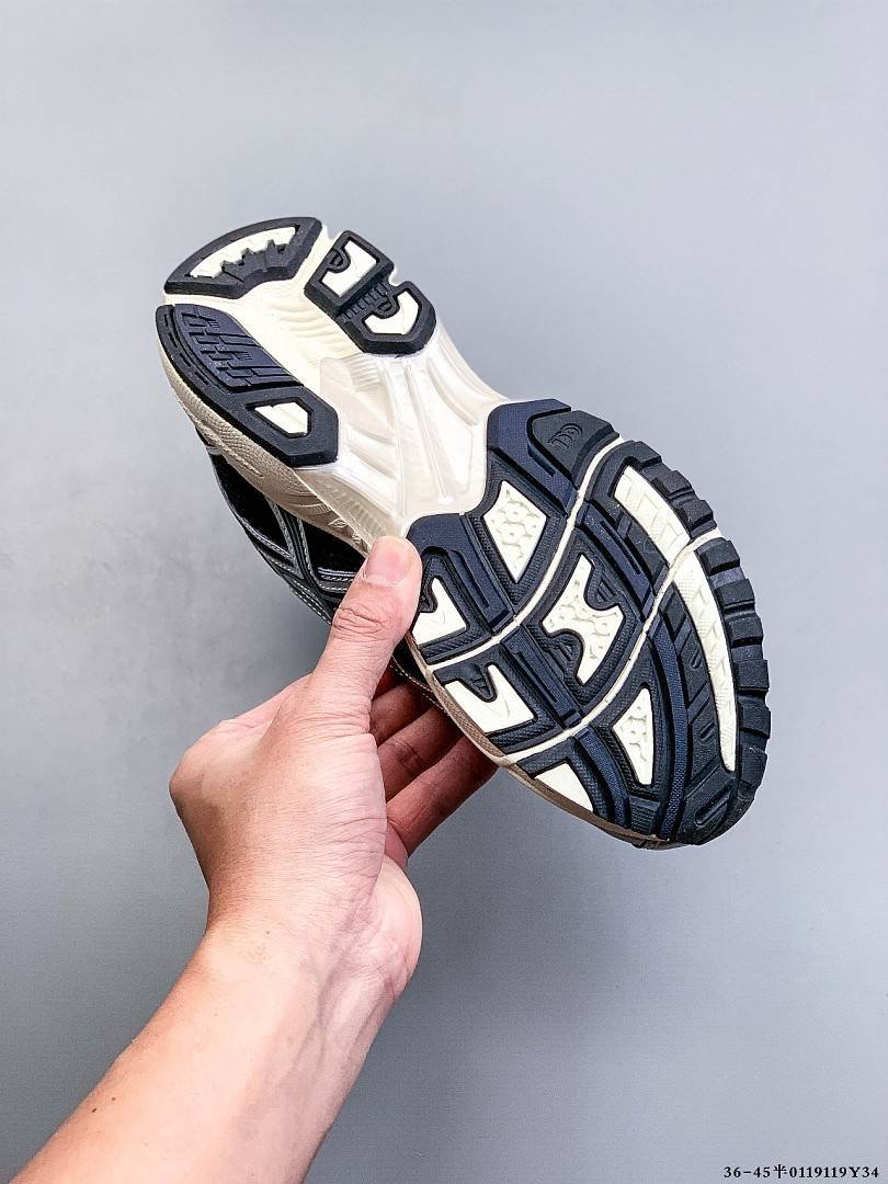 Asics - Sneakers Gel-Nimbus 10 in 18 colori - immagine 26
