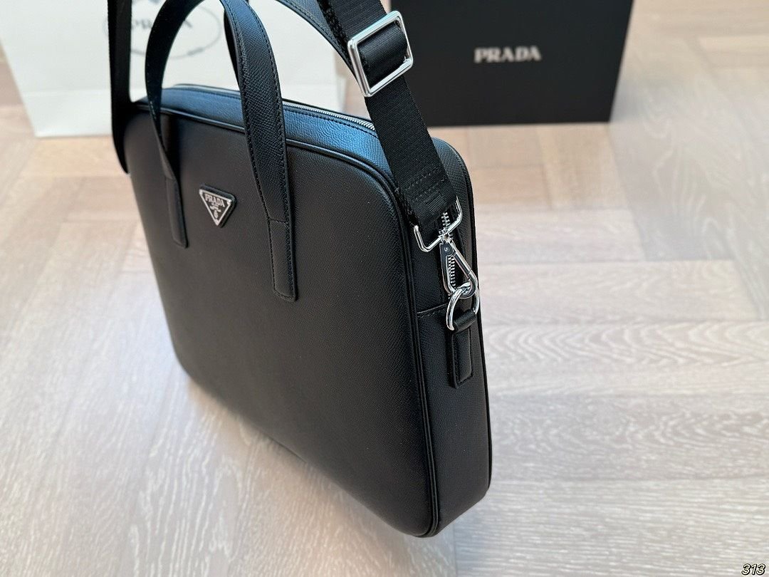 Prada - Saffiano Aktentasche/Schultertasche Größe 37x27cm – Bild 10