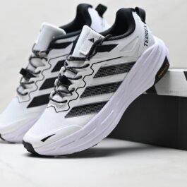 Adidas - Terrex Freehiker LT Outdoor-Schuhe in 10 Farben